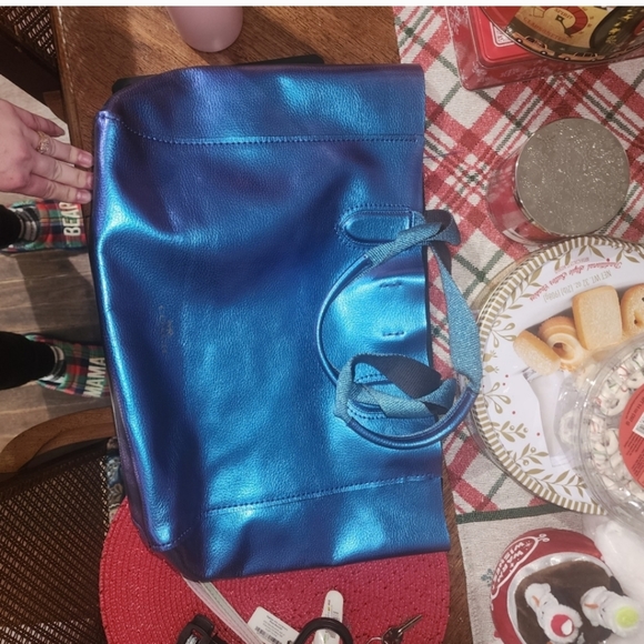 RARE Coach hologram iridescent metallic tote bag - Picture 3 of 14